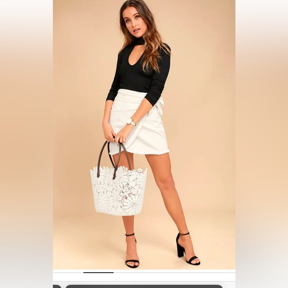 Lulus Black Cutout Turtleneck Top Ribbed Sz Small - Picture 4 of 6